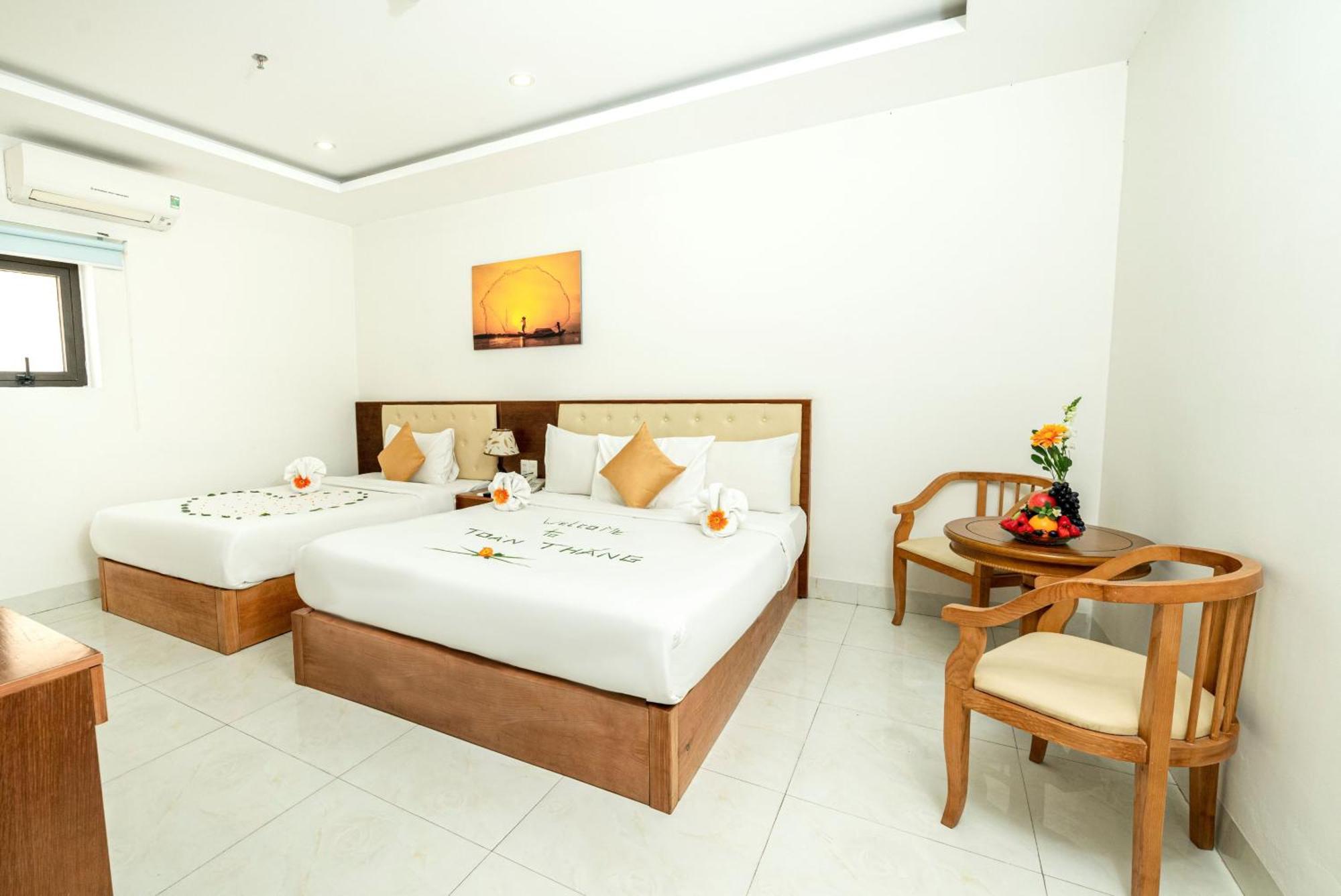 Toan Thang Beach Hotel Дананг Экстерьер фото